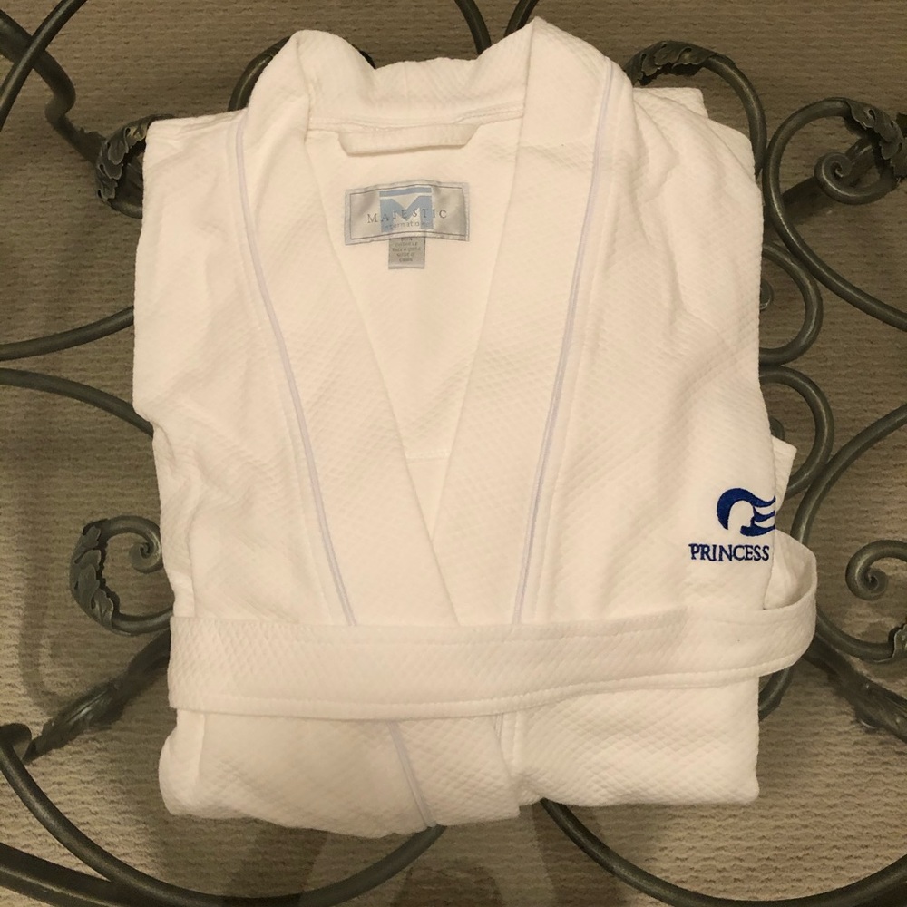 New Princess Cruises Unisex White Robe